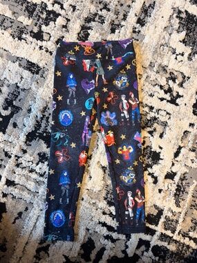 Disney Descendants leggings Size S/M (2 to 5 years)
